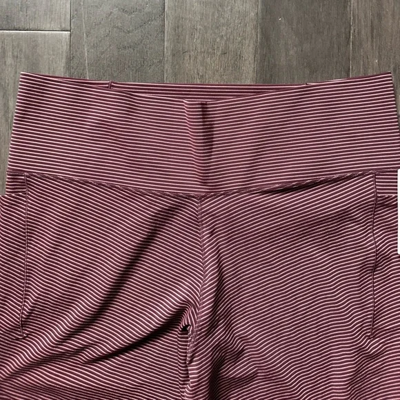 Athleta leggings - Picture 4 of 7